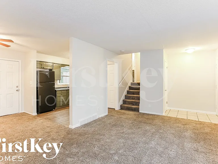 6601 E 134th St — Photo 3