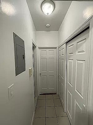 4th image of 4-29 27th Ave #A