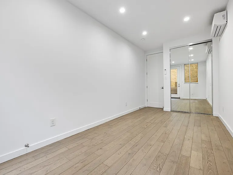 52 Ludlow St #GARDEN — Photo 7