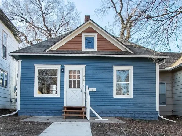 315 W 7th St, Newton, KS 67114