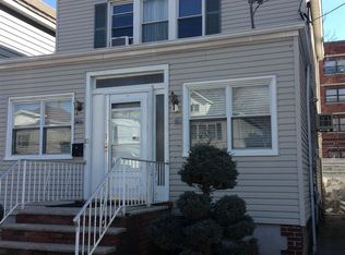 10 Stegman Ter, Jersey City, NJ 07305