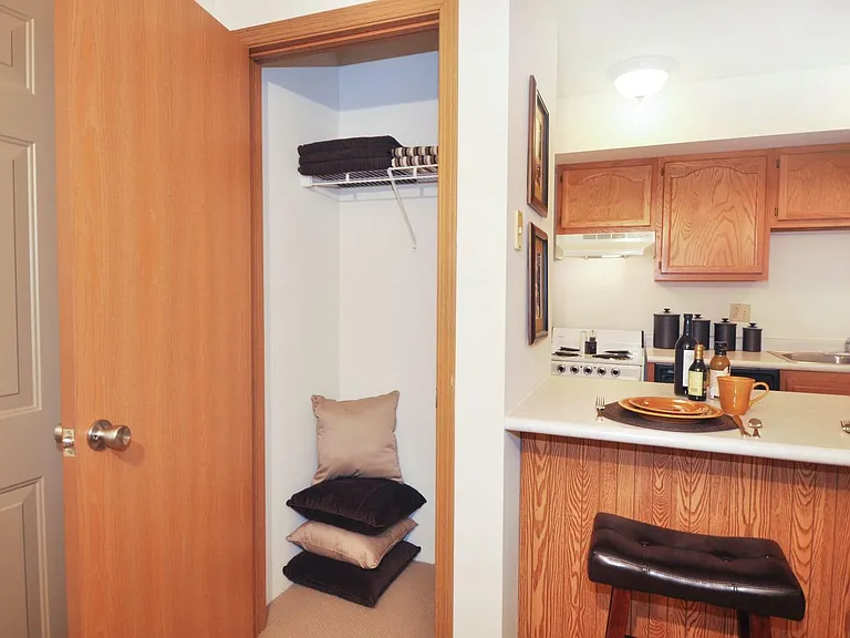 203 N Gregory St — Photo 12