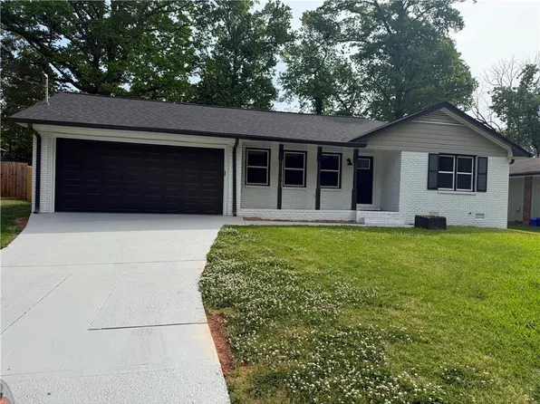 3780 Marlborough Dr, Tucker, GA 30084