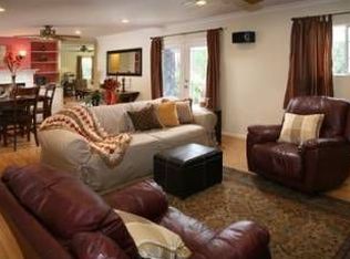 10574 Kurt St, Sylmar, CA 91342