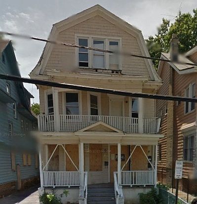 2nd image of 84 Mapes Ave