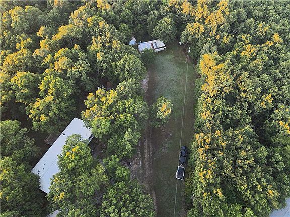 5th image of 18596 Fisher Ford Rd