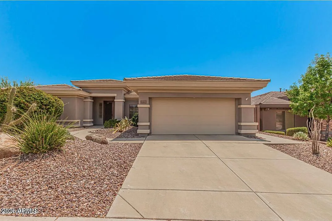 2 bed, 2.0 bath, 2182 sqft, $3,500 — Photo 1