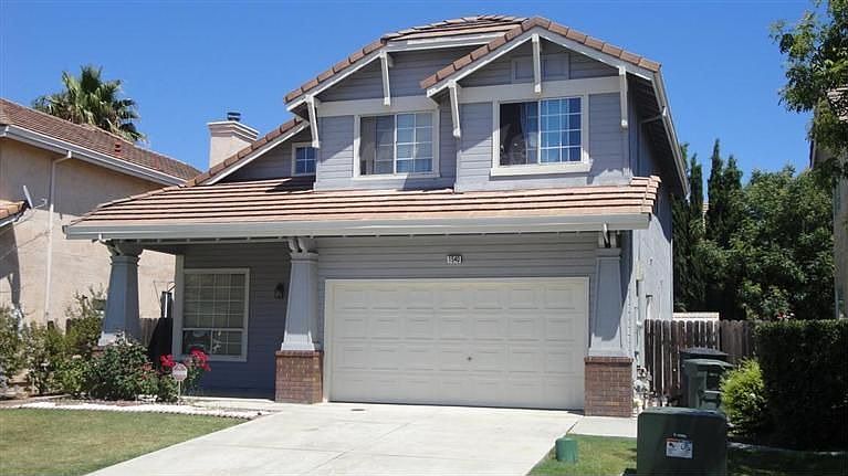2nd image of 1540 Teakwood Way
