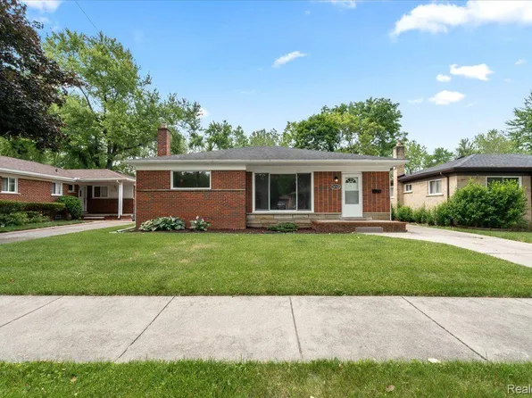 24765 Ross Dr, Redford, MI 48239