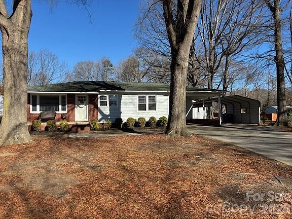 2nd image of 106 Marlwood Dr