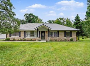 304 E Daisy Ln, New Albany, IN 47150