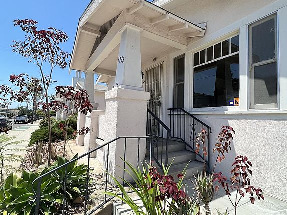 2nd image of 1738 Cypress Ave