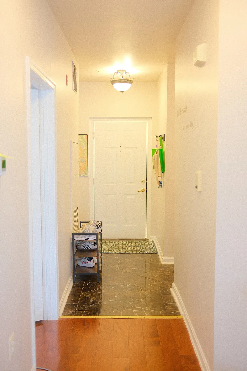 Building Photo - 6475 Cheyenne Dr #301