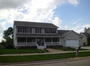1325 Shannon Dr, Janesville, WI 53546