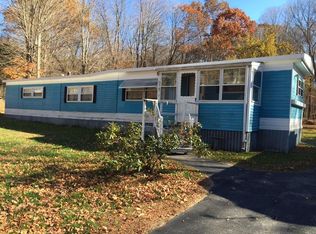 117 Blain Rd, North Grosvenordale, CT 06255