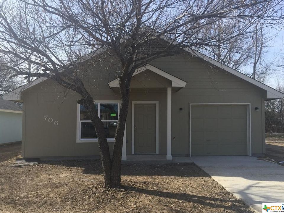 1st image of 706 W Avenue I