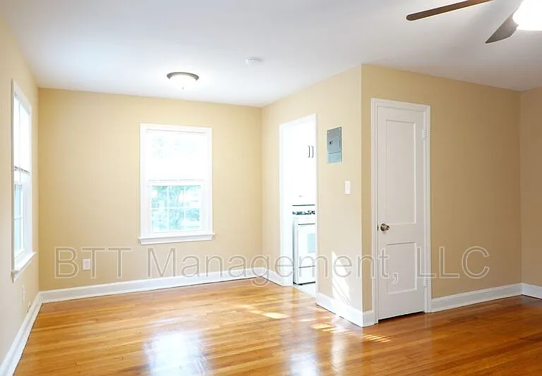 8311 Garland Ave #6 — Photo 1