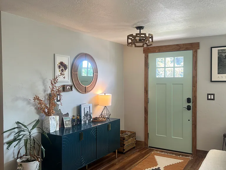 982 Jessie Ave — Photo 3