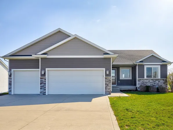 1506 Green Hills Dr, Norwalk, IA 50211