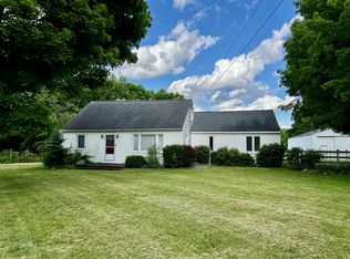 9910 Eight Mile Rd, Ceresco, MI 49033