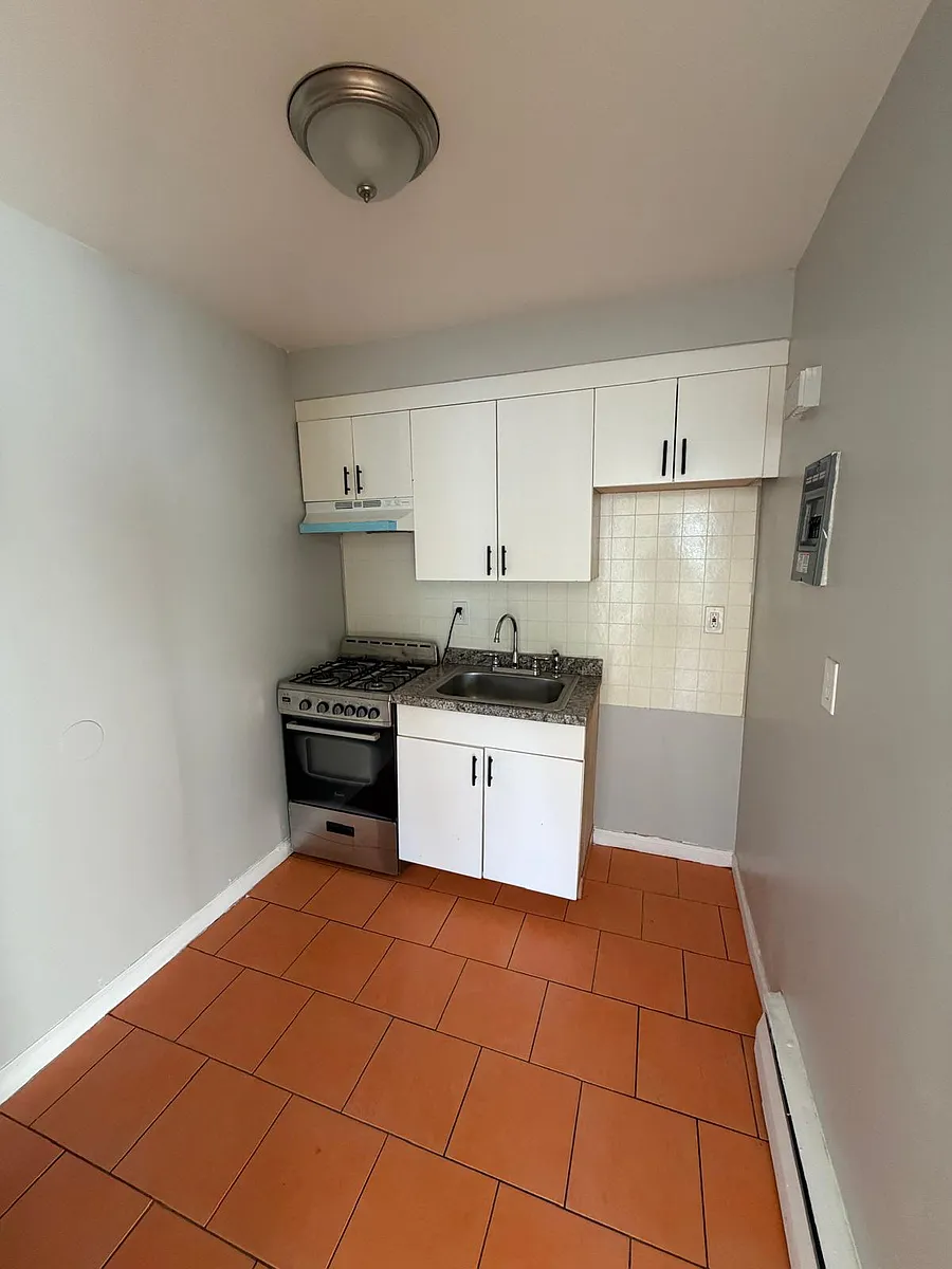 Building Photo - 93 Wagner Pl #B2
