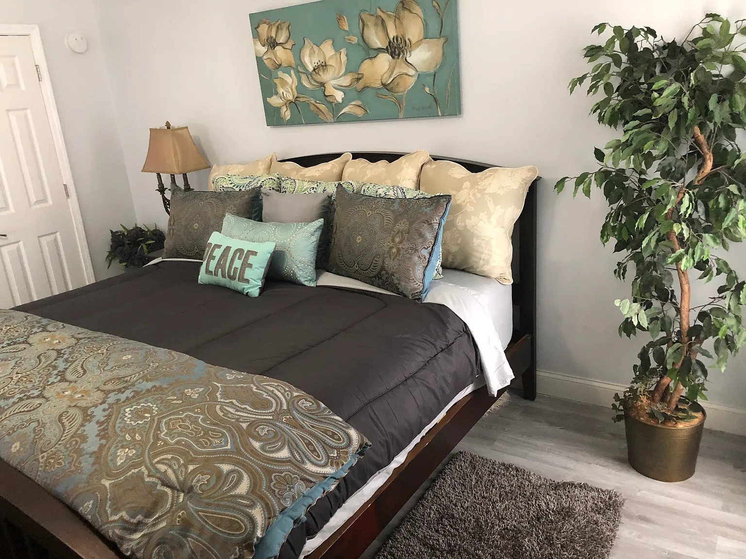 320 Morgan Hill Ct — Photo 4