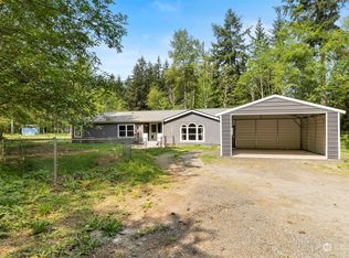 1121 E Alderwood Rd, Belfair, WA 98528