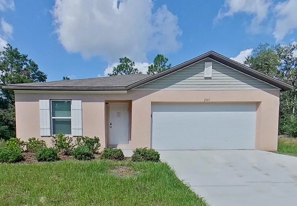 2907 W Camilo Dr