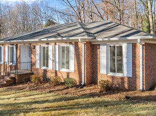 402 Eva Ln, Greensboro, NC 27455