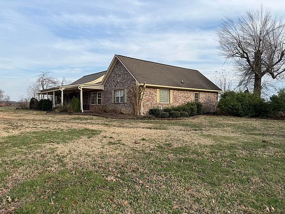 3rd image of 844 County Road 518