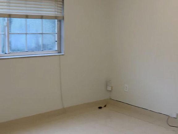 5th image of 3680 N 56th Ave #8