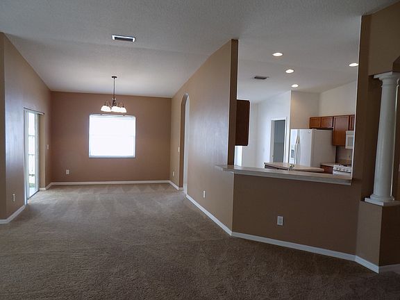 4th image of 1827 Winn Arthur Dr