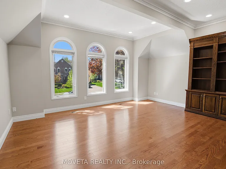 30 Briardale Pl — Photo 37