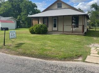 3210 Yamparika St, Vernon, TX 76384