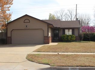 5418 S Market St, Wichita, KS 67216