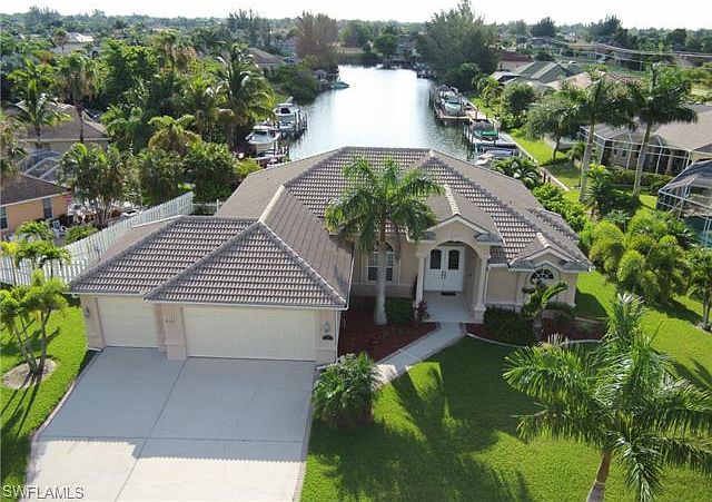 1st image of 4131 SW 26th Pl