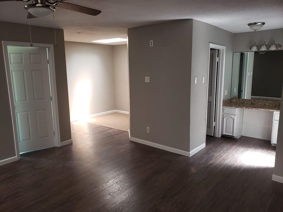 1st image of 1813 Del Oak Dr