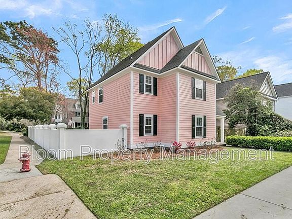 2nd image of 974 Governors Rd