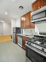 Rented by Addison Property Group