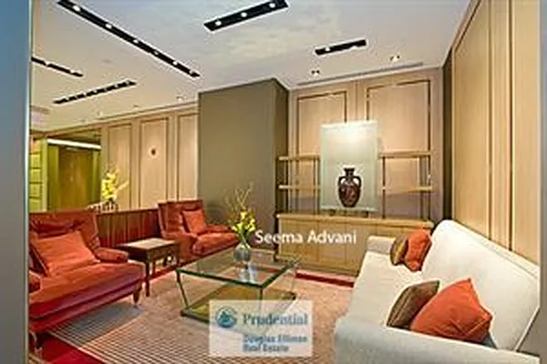 Rented by Douglas Elliman | media 19