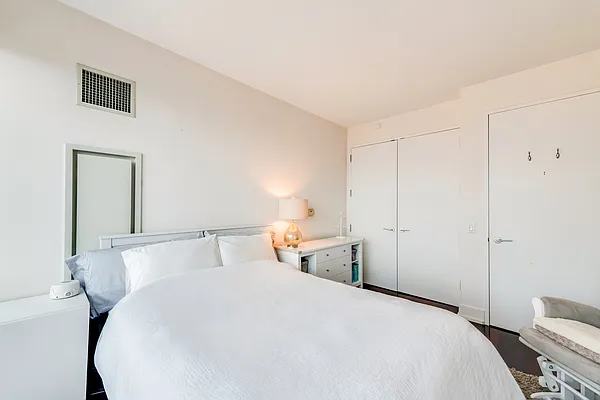 Rented by Compass | media 42