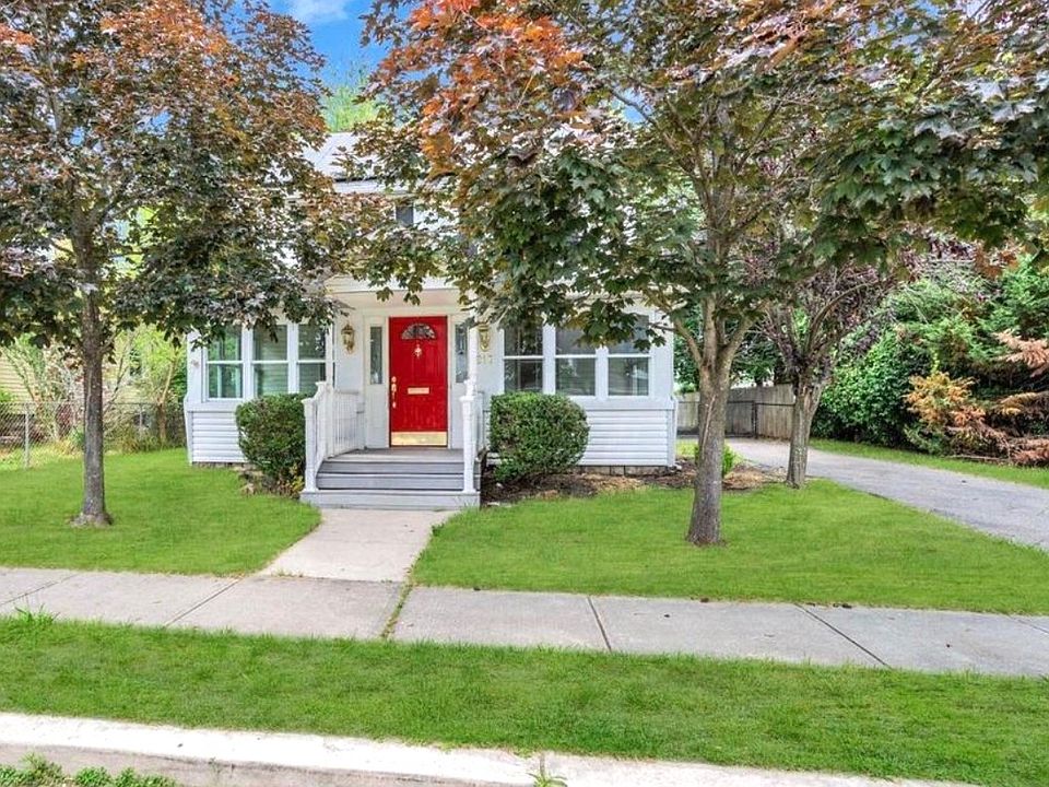 1st image of 217 Church St