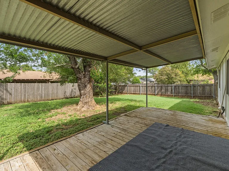3009 Bushnell Dr — Photo 26