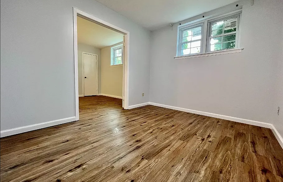 4 bed, 1188 sqft, $3,100 — Photo 2