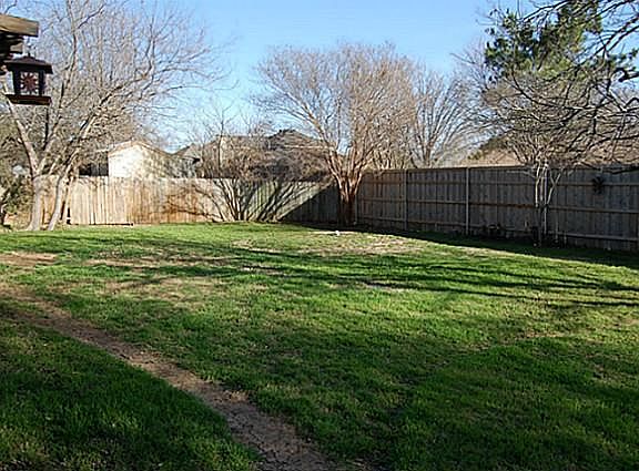 5th image of 2508 La Paloma Dr