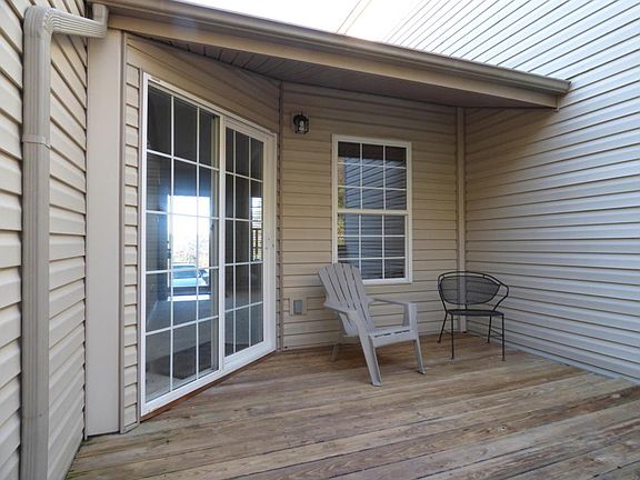 4th image of 540 Stolman Way