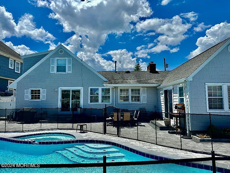 288 Periagua Ln — Photo 23