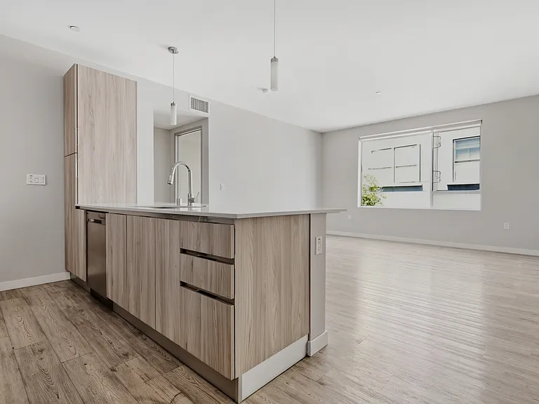 16300 Ventura Blvd #307 — Photo 9
