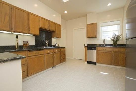 5th image of 2230 Pacific Ave APT 203