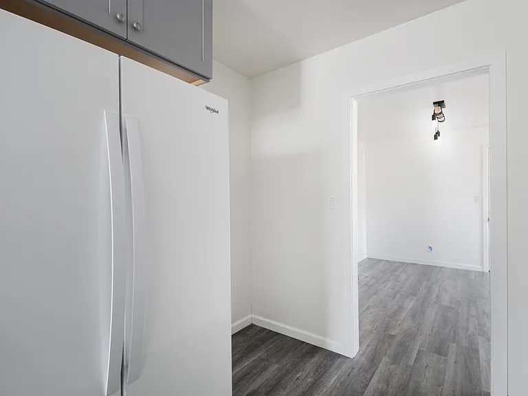 119 S Lotus Ave #119 — Photo 7